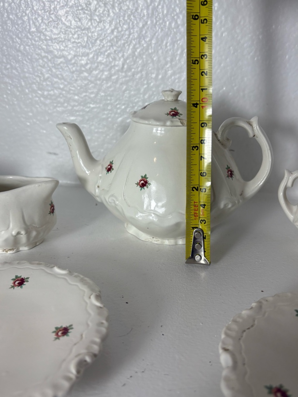 Vintage Child’s Porcelain Tea Set White Pink Floral - Picture 7 of 8